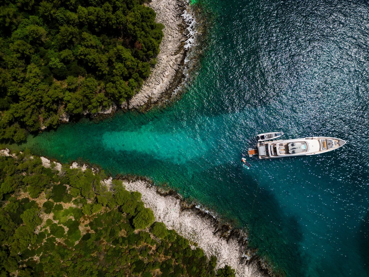 dji_fly_20240626_144340_41_1719407867656_aeb